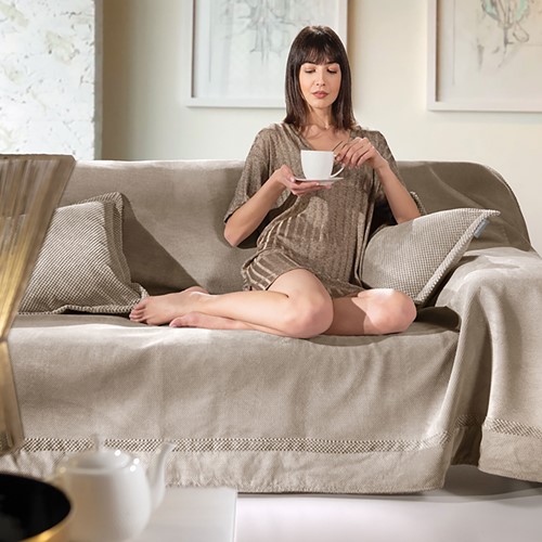 Ριχτάρι Διθέσιου Guy Laroche Rubicon Camel 170x250