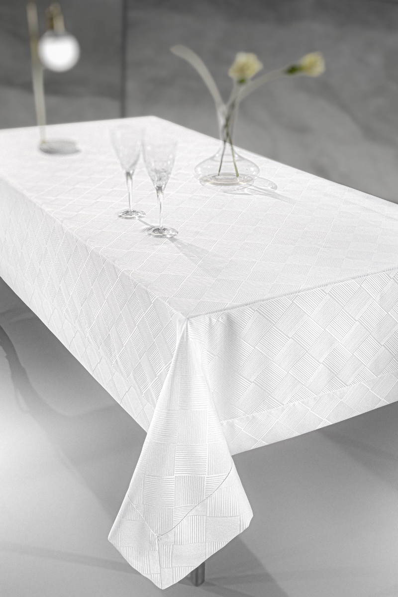 Τραπεζομάντηλο Guy Laroche Attitude 160x260 White 