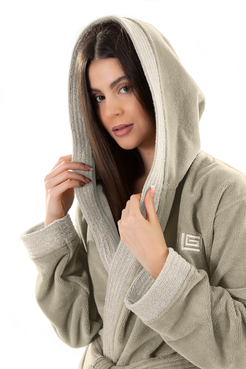 Μπουρνουζι Guy Laroche Monogram Khaki Large 