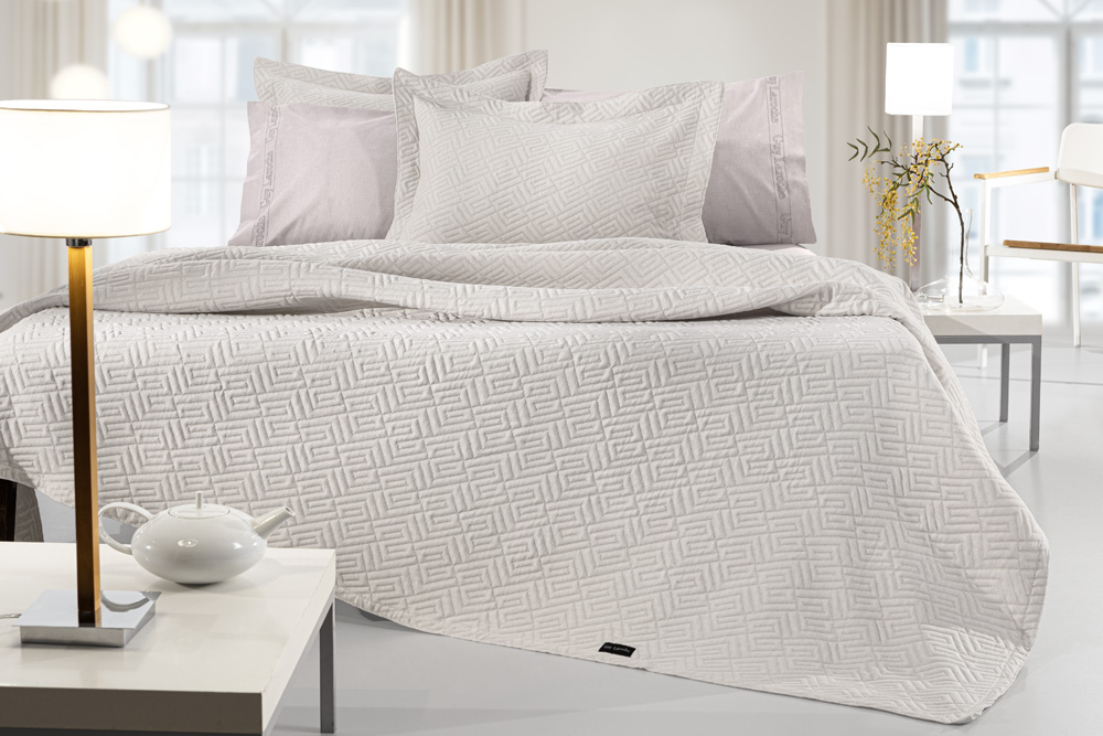 Κουβερτόριο King Size Pattern Guy Laroche Natural  245X260