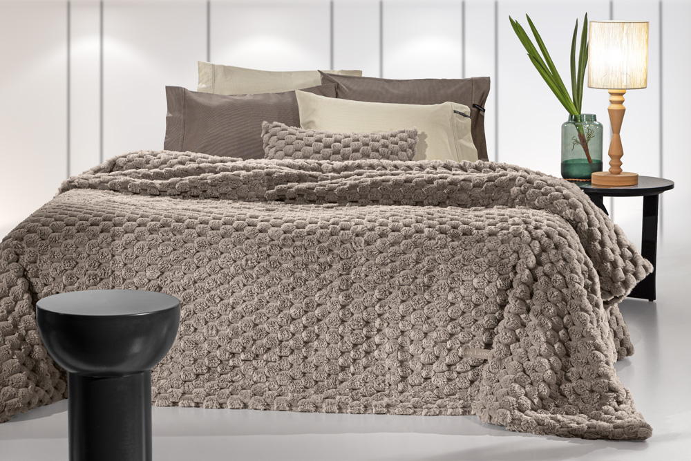 Κουβέρτα King Size Guy Laroche Elixir 260x240 Taupe
