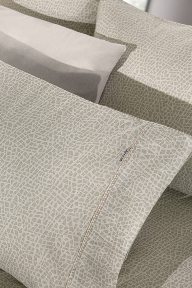 Σεντόνια Υπέρδιπλα Guy Laroche (Σετ) Φανέλα Mira Cement 240X265 