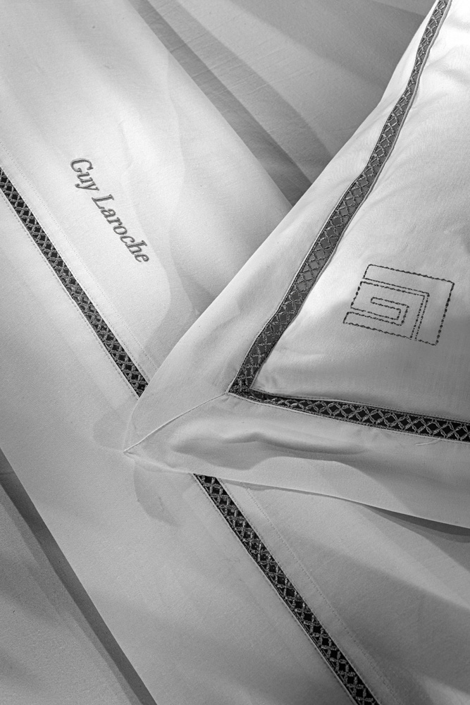 Παπλωματοθήκη King Size Guy Laroche Blend Cement 260X260