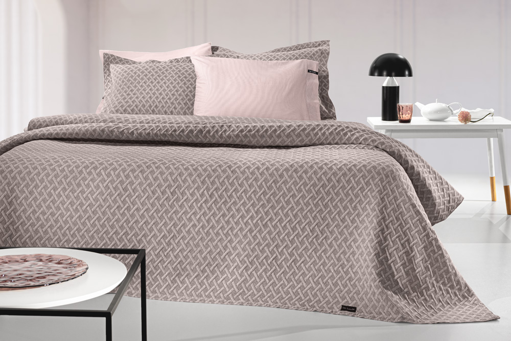 Κουβέρτα Υπέρδιπλη Guy Laroche Bello 245X260 Wenge