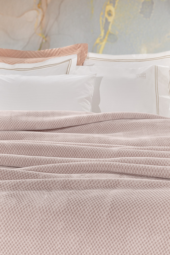 Κουβέρτα Μονή Guy Laroche Cheval 160x220 Pudra