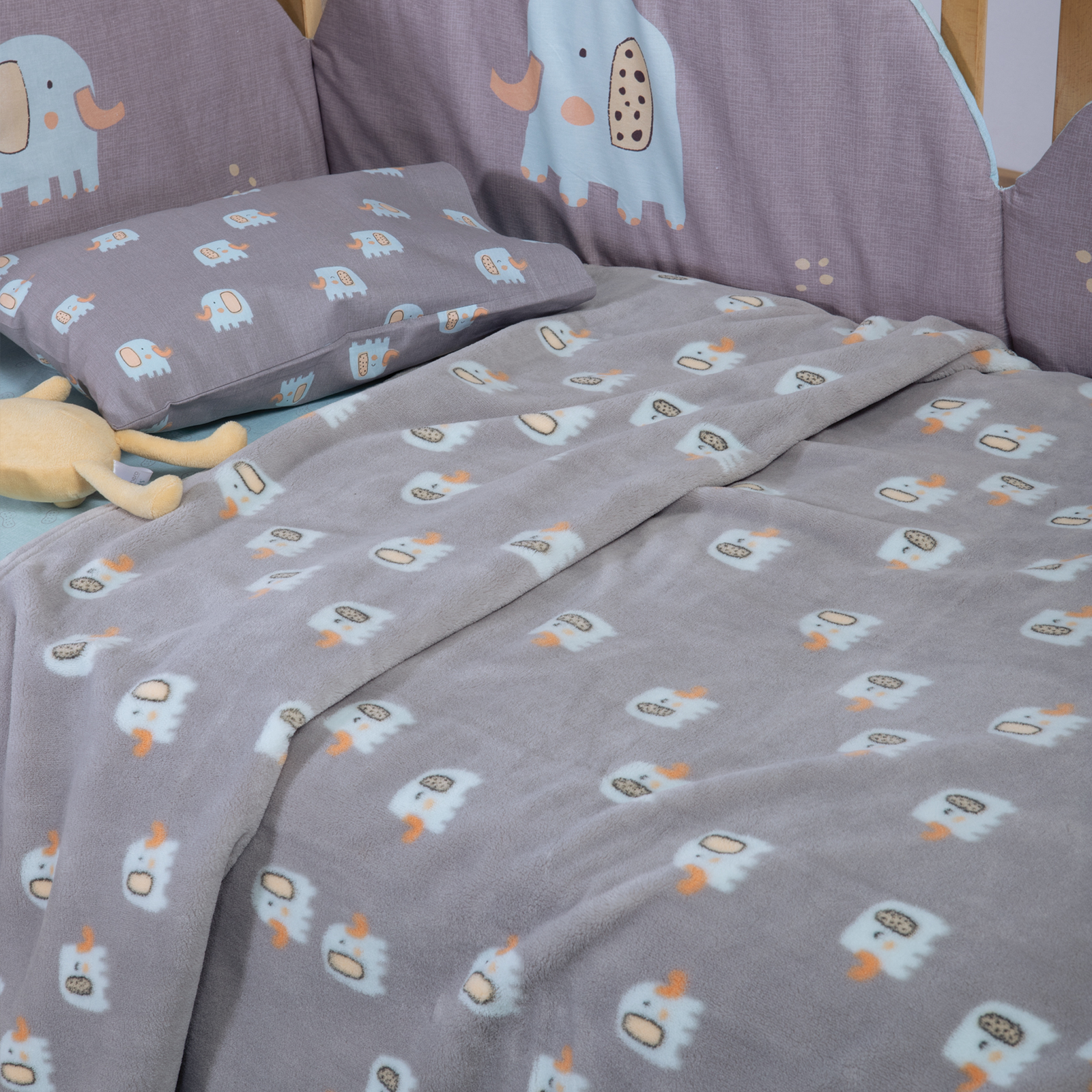 Βρεφική Κουβέρτα Κούνιας Nef-Nef Homeware Elephants 26 Fleece 110x150  