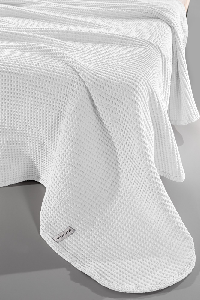 Κουβέρτα Πικέ Υπέρδιπλη Guy Laroche Snow White 230X240