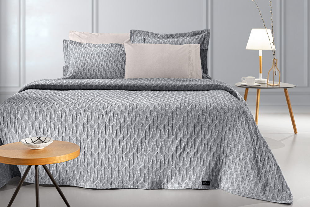 Κουβέρτα Υπέρδιπλη Guy Laroche Medici 245x260 Anthracite 