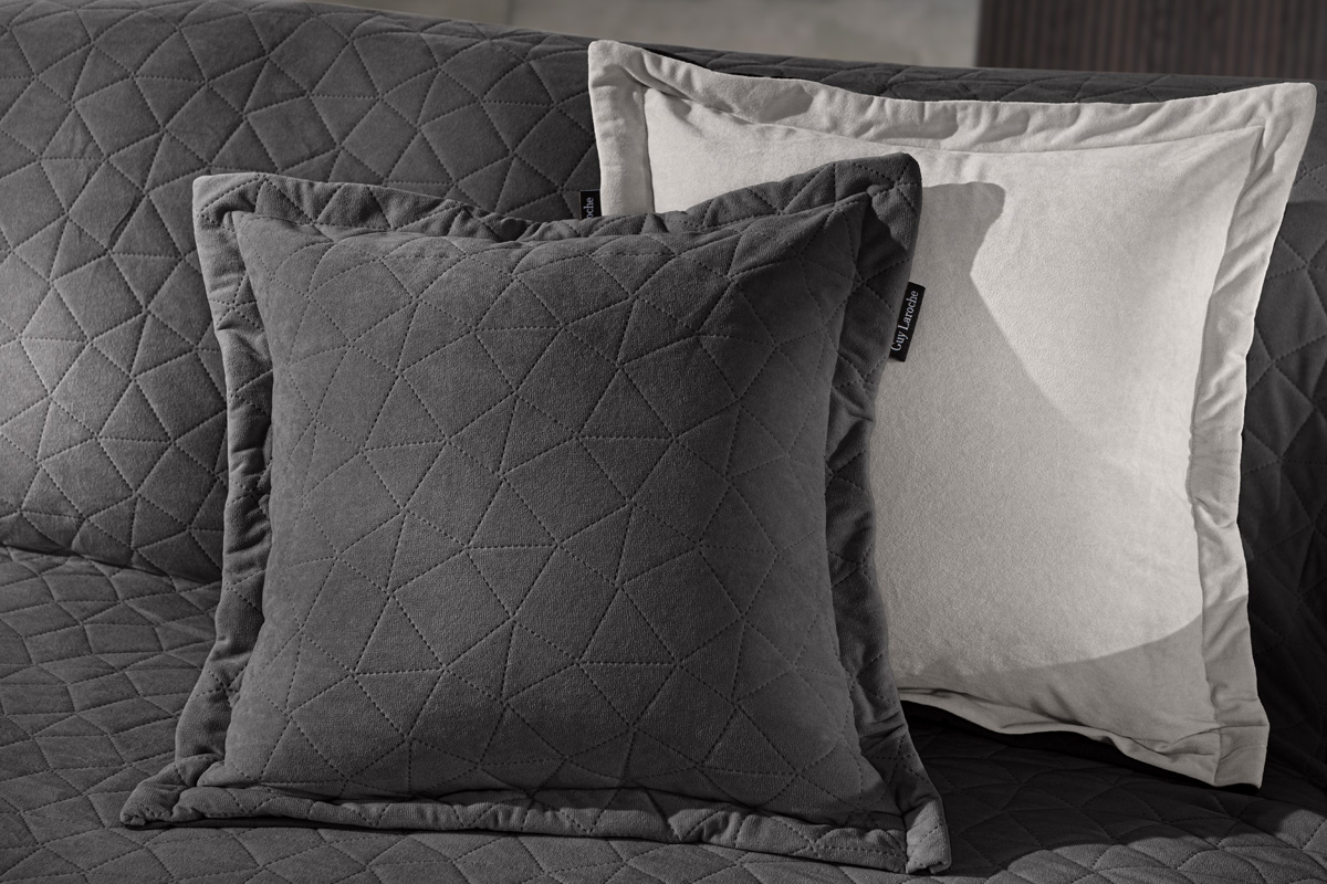 Μαξιλάρι Guy Laroche Avalon Carbon χωρίς γέμιση 40X40 +3 