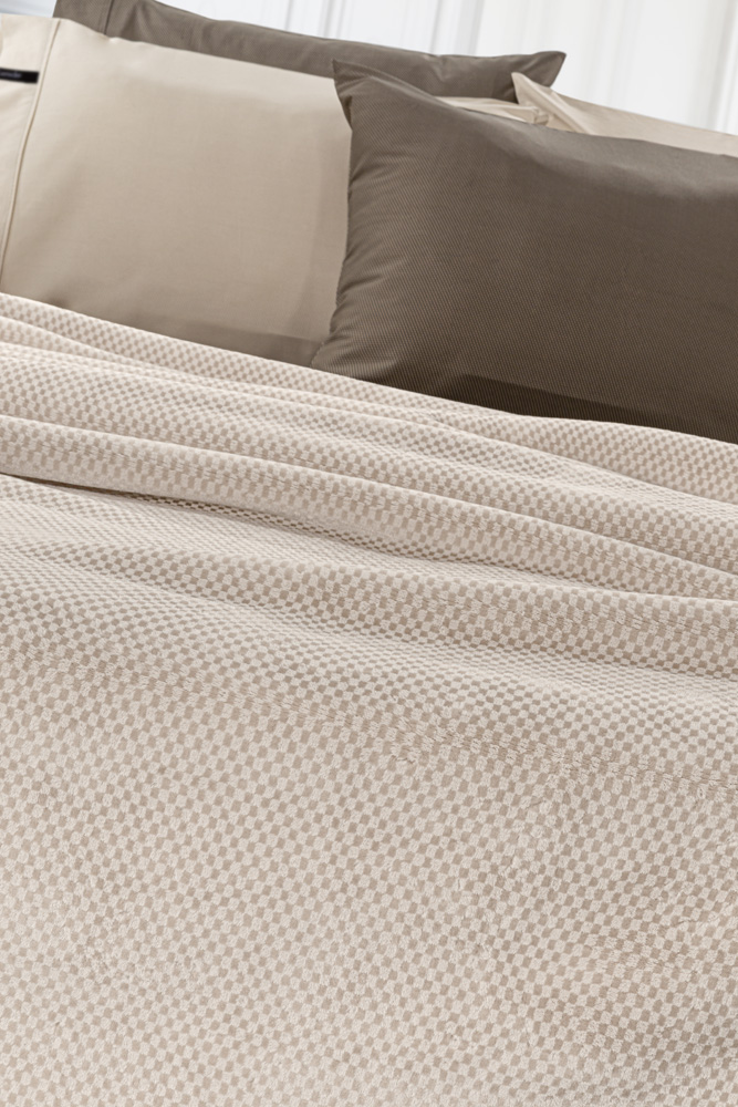 Κουβέρτα Υπέρδιπλη Guy Laroche Cheval 220x240 Perla 