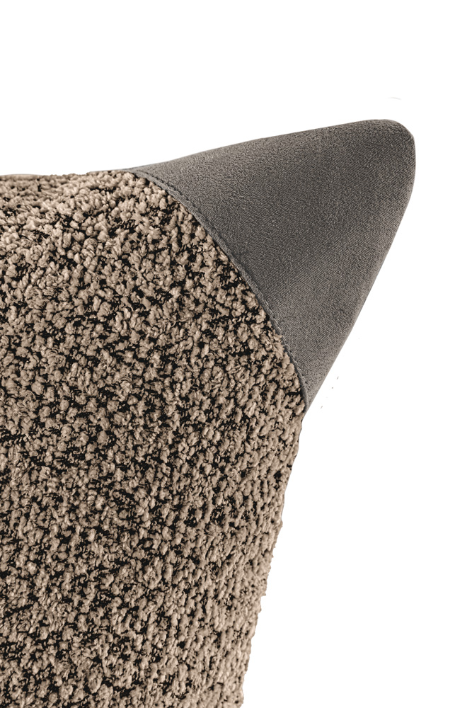 Διακοσμητικό Μαξιλάρι Guy Laroche Lama 42x42 Taupe