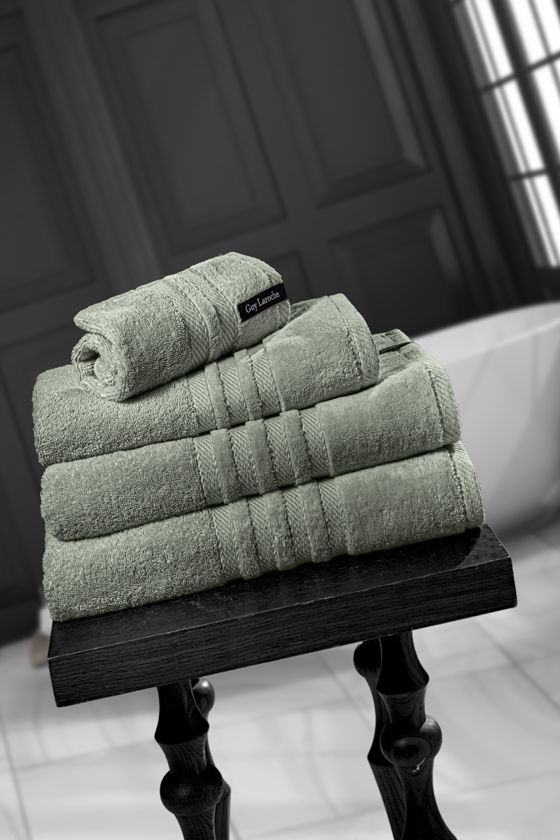 Πετ΄σετα Σώματος Guy Laroche Bonus Khaki 90X150