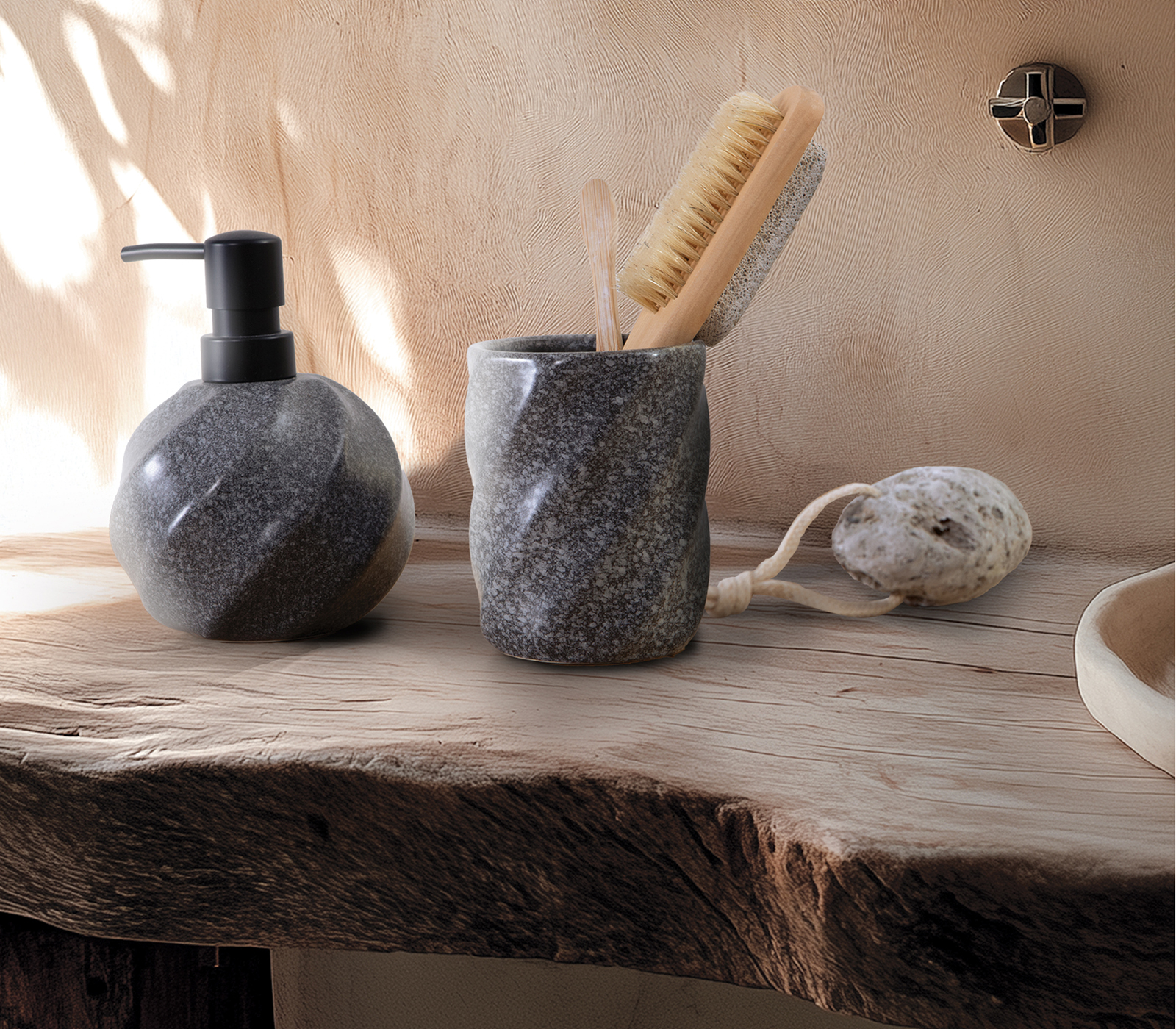 Δοχείο Κρεμοσάπουνου Nef-Nef Homeware Snail Anthracite