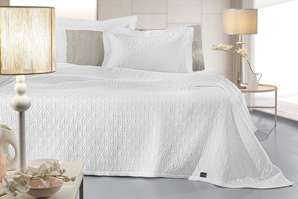 Κουβερτόριο Υπέρδιπλο Guy Laroche Oasis White 245X260