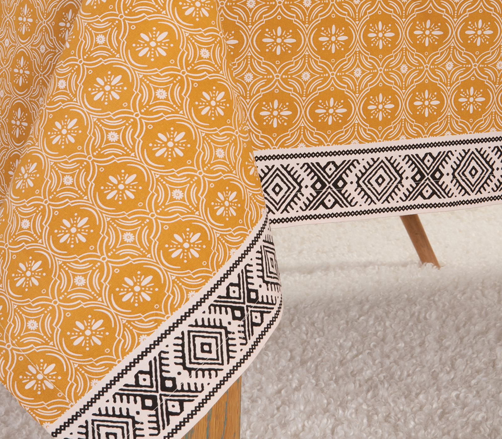 Τραπεζομάντηλο Nef-Nef Homeware Jeneria 140x140 Mustard